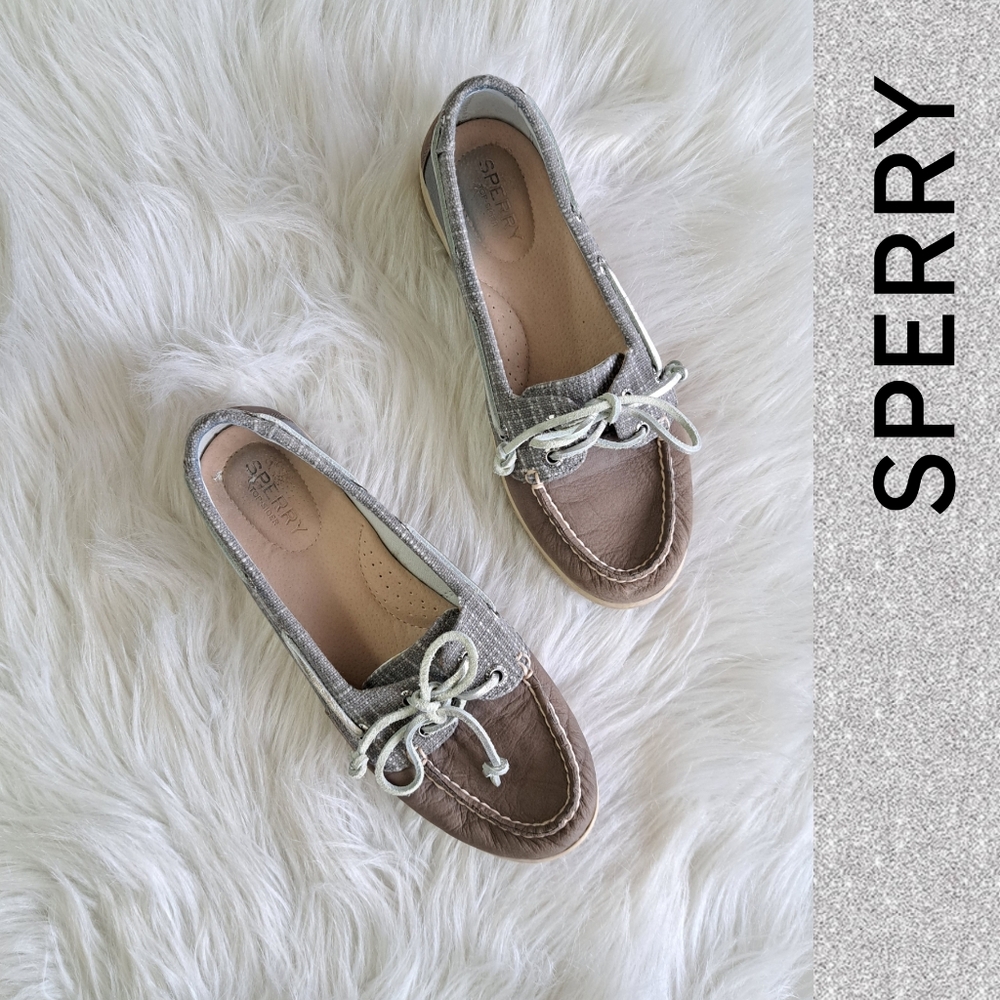 SALE. Sperry Topsider leather shoes